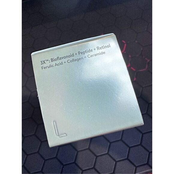 LANEIGE Perfect Renew 3X Signature Serum: Retinol, Ceramide & Collagen-Peptide C - Picture 7 of 8